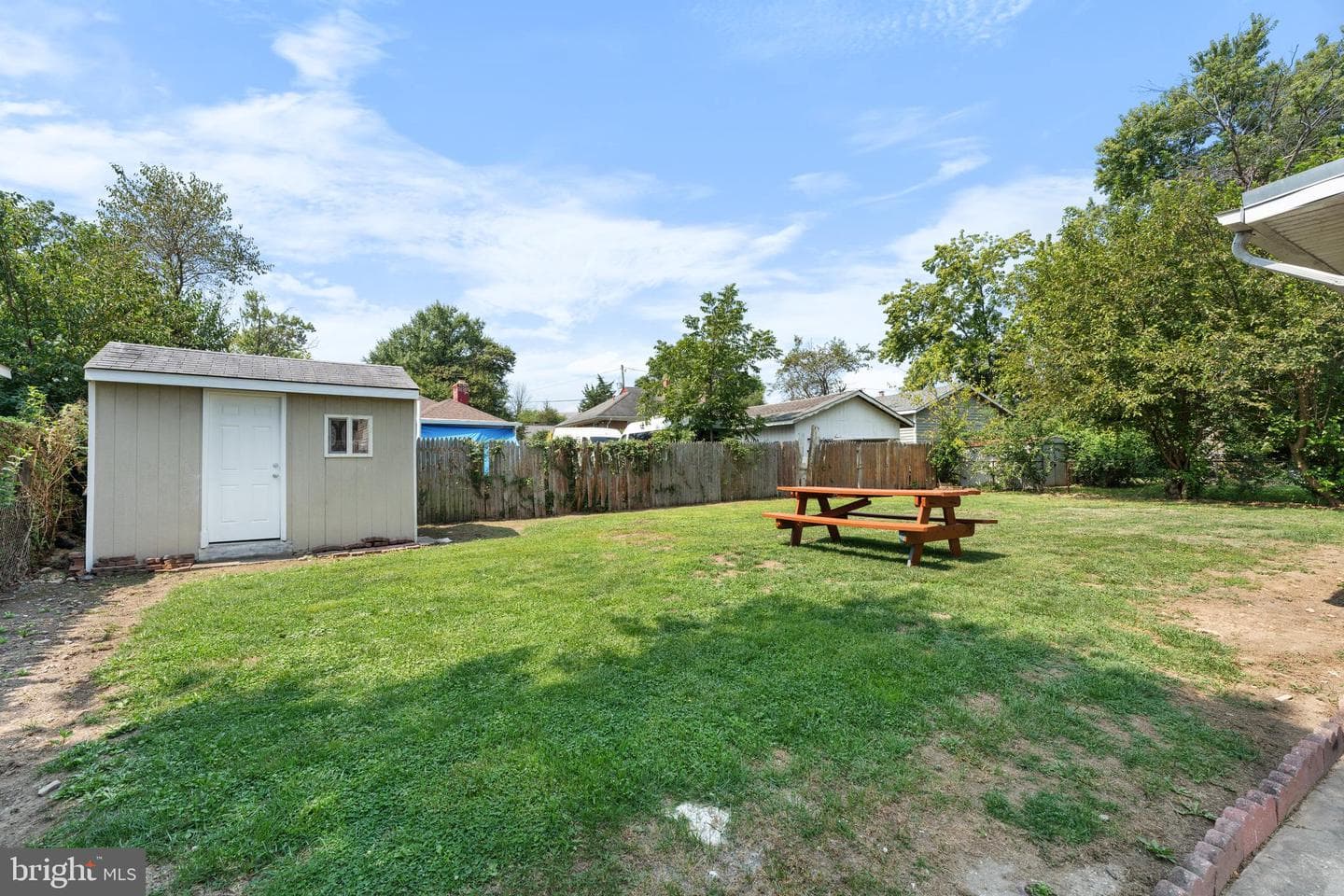 1709 Langley Way photo 29