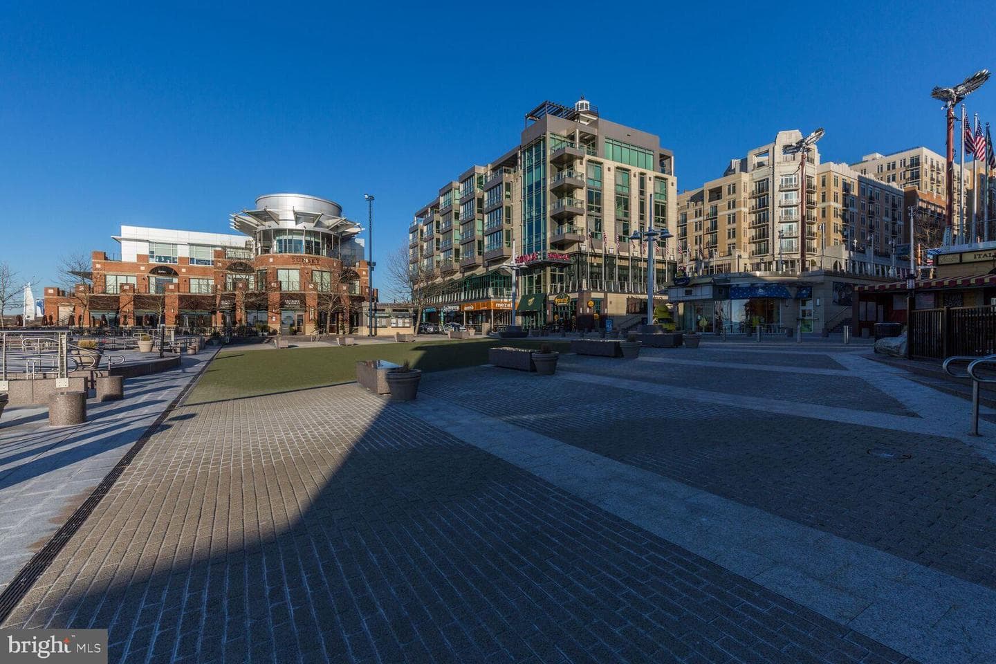 712 Sentry Square photo 71