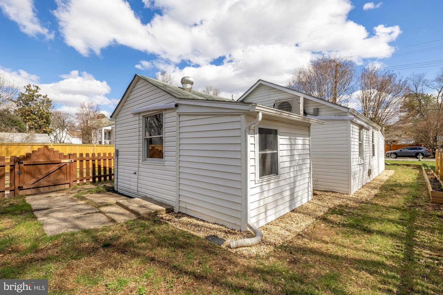 4802 51st Place photo 39