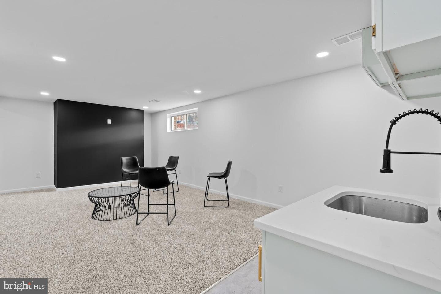 2402 Fairlawn Street photo 30