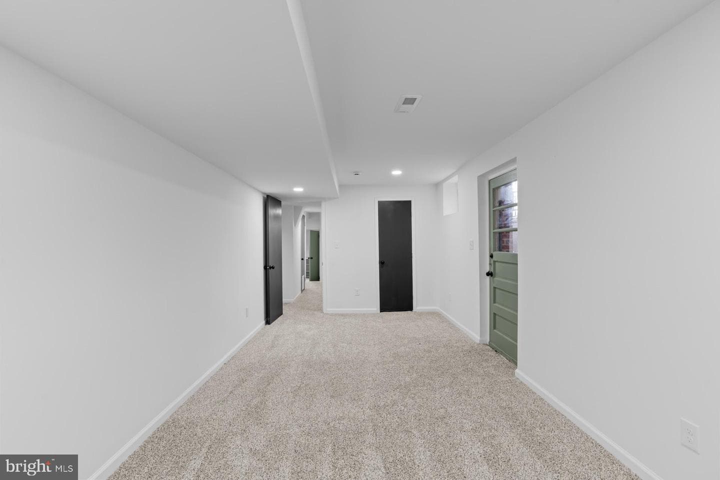 2402 Fairlawn Street photo 35