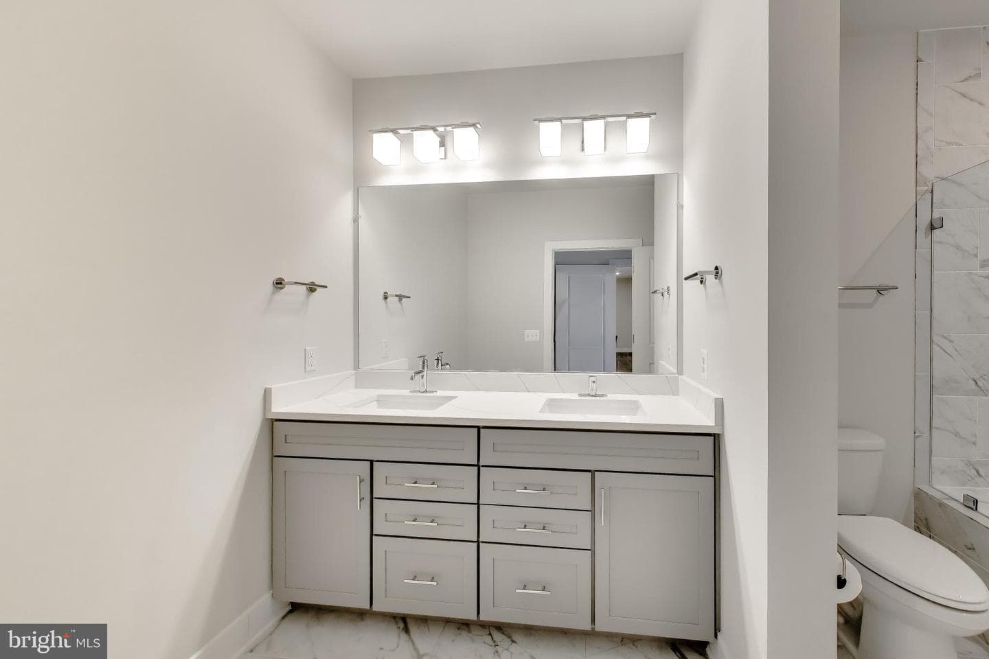 106 Saint Ives Place #408 photo 17