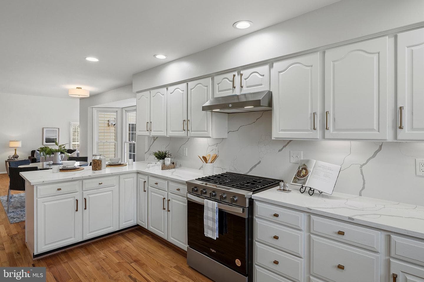 11308 Attingham Lane photo 18