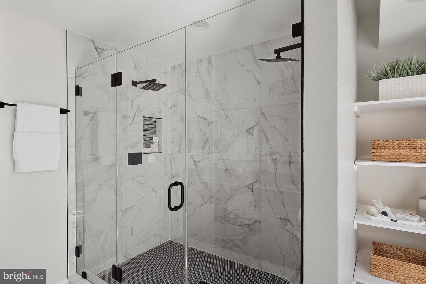 11308 Attingham Lane photo 33