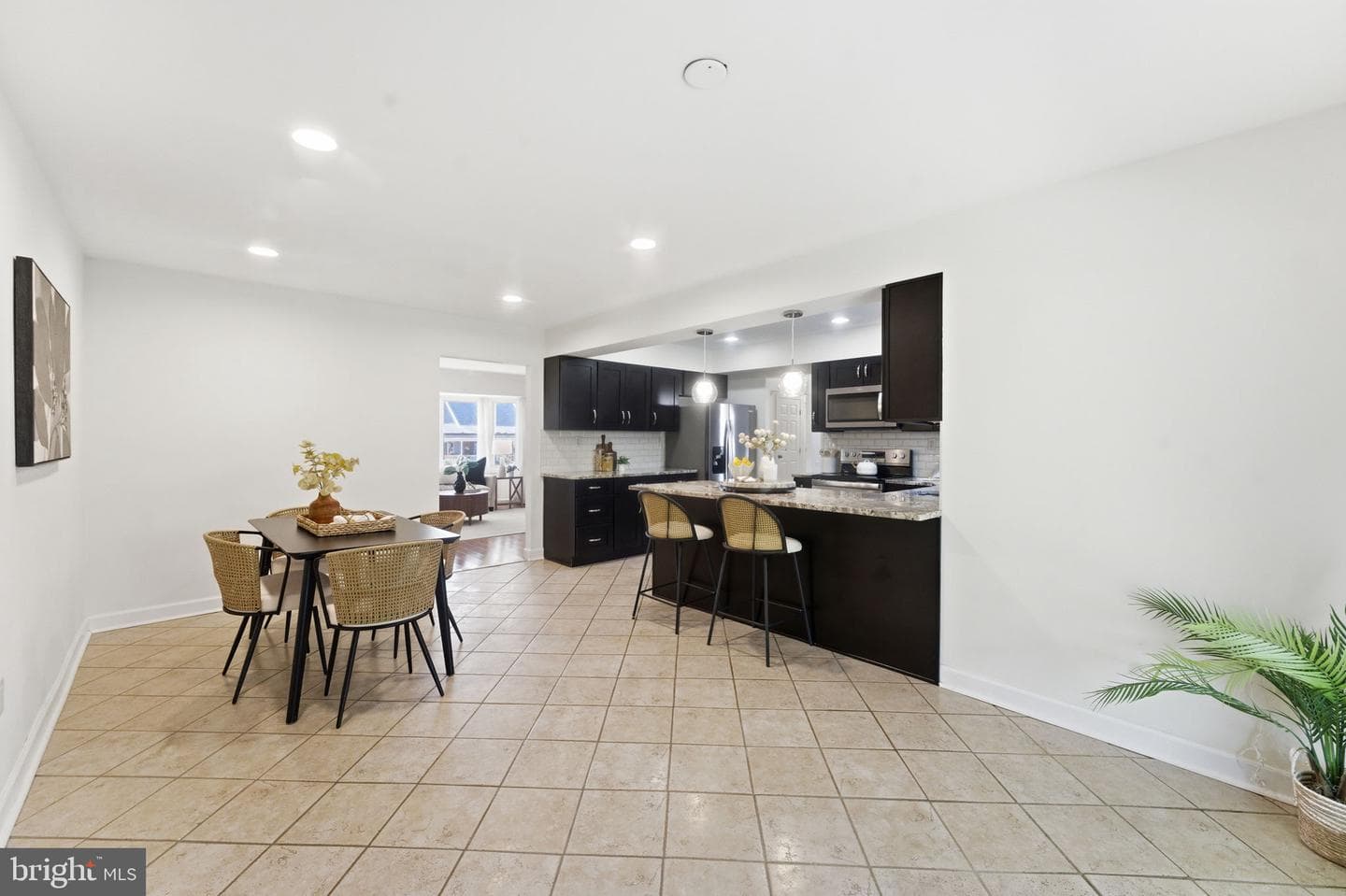 12413 Sarah Lane photo 16