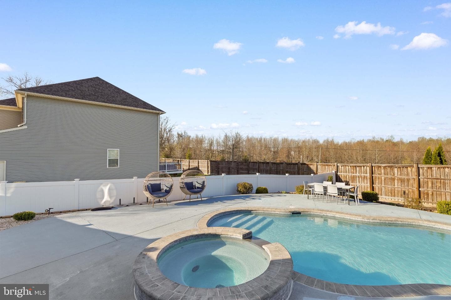 12304 Welford Manor Drive photo 35