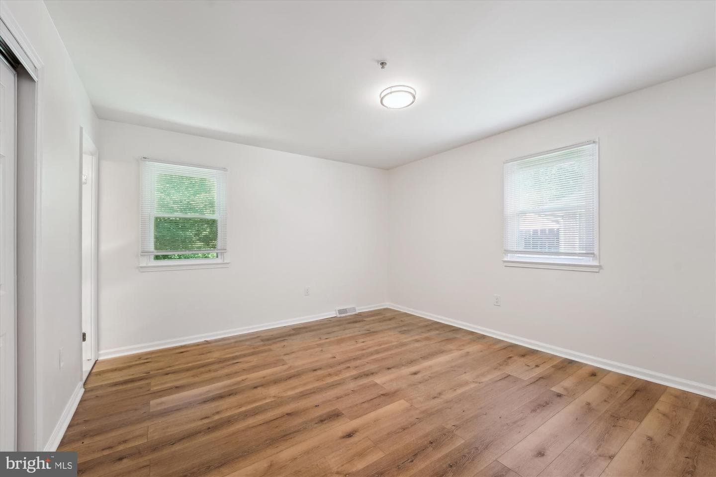 9702 Green Apple Turn photo 17