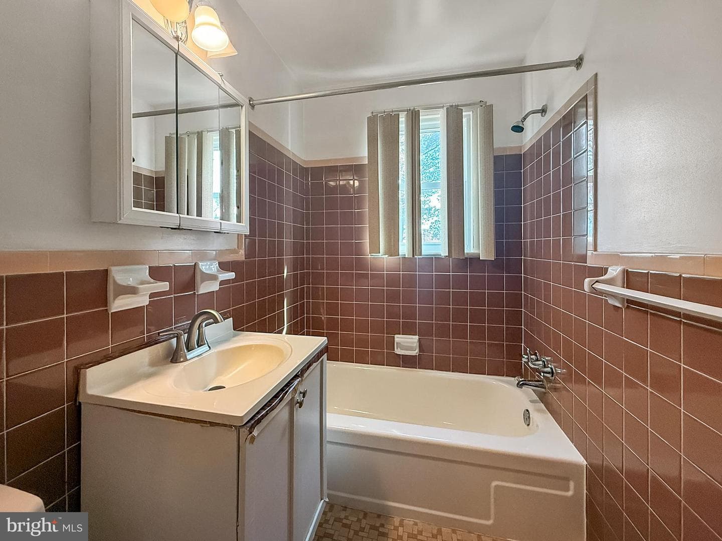 6404 Summerhill Road photo 8