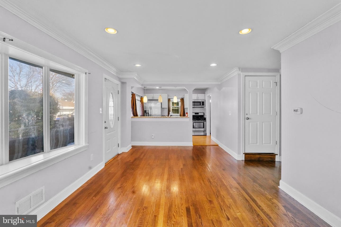 410 70th Street photo 3