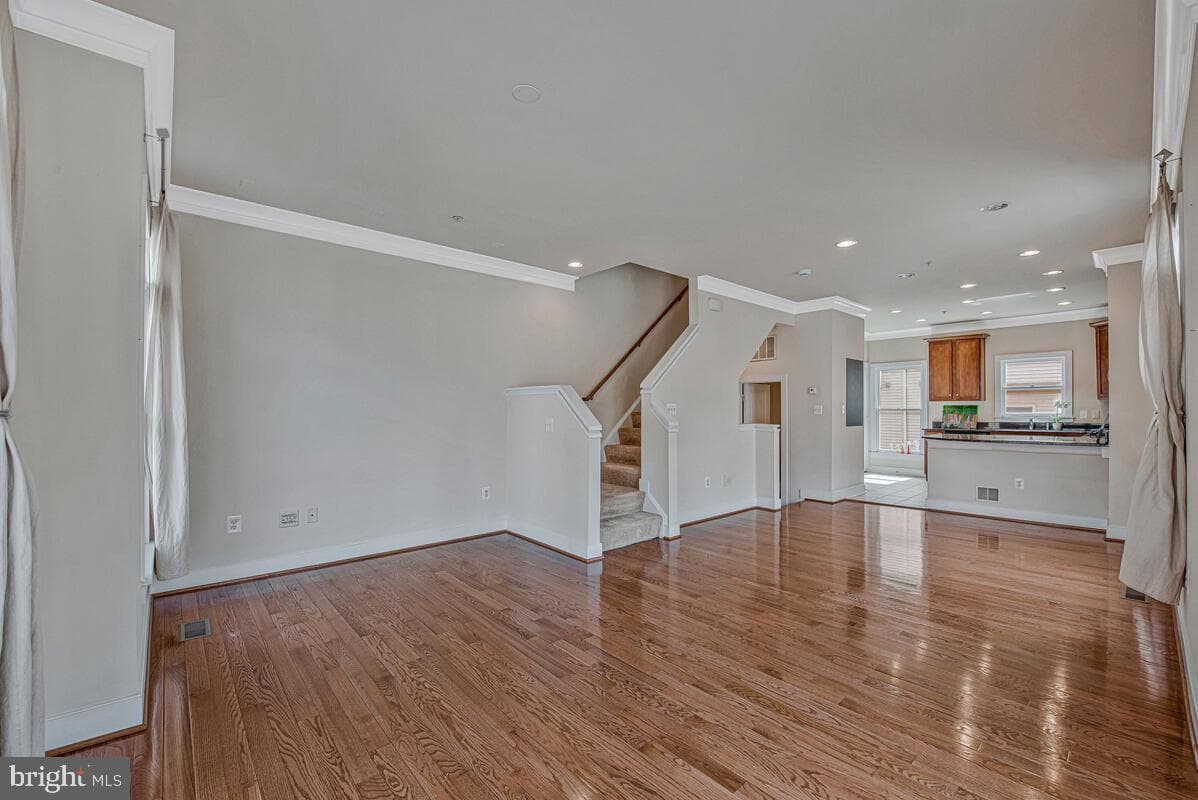 5701 44th Avenue photo 17