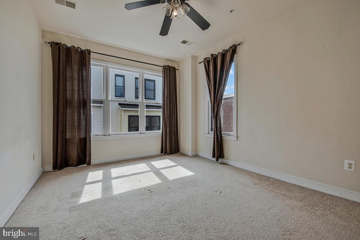 5701 44th Avenue photo 29
