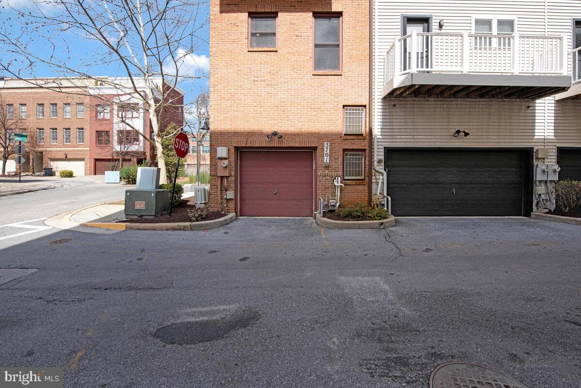 5701 44th Avenue photo 48