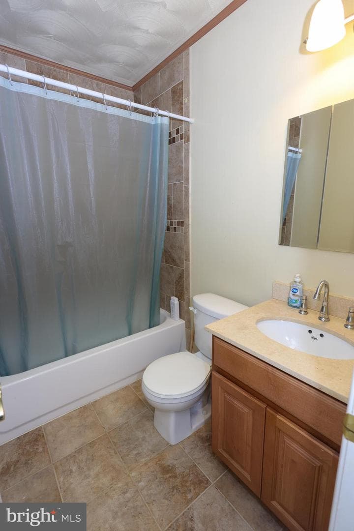 7512 Courtney Place photo 17