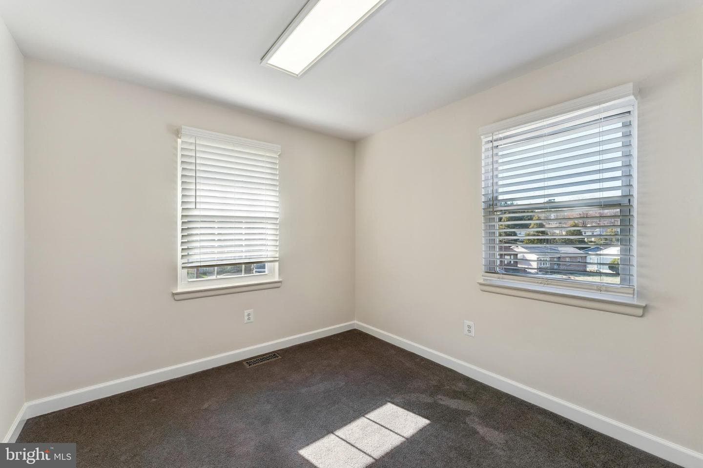 7910 Polk photo 14