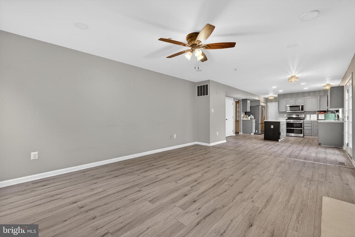 1115 Danbury Drive photo 15