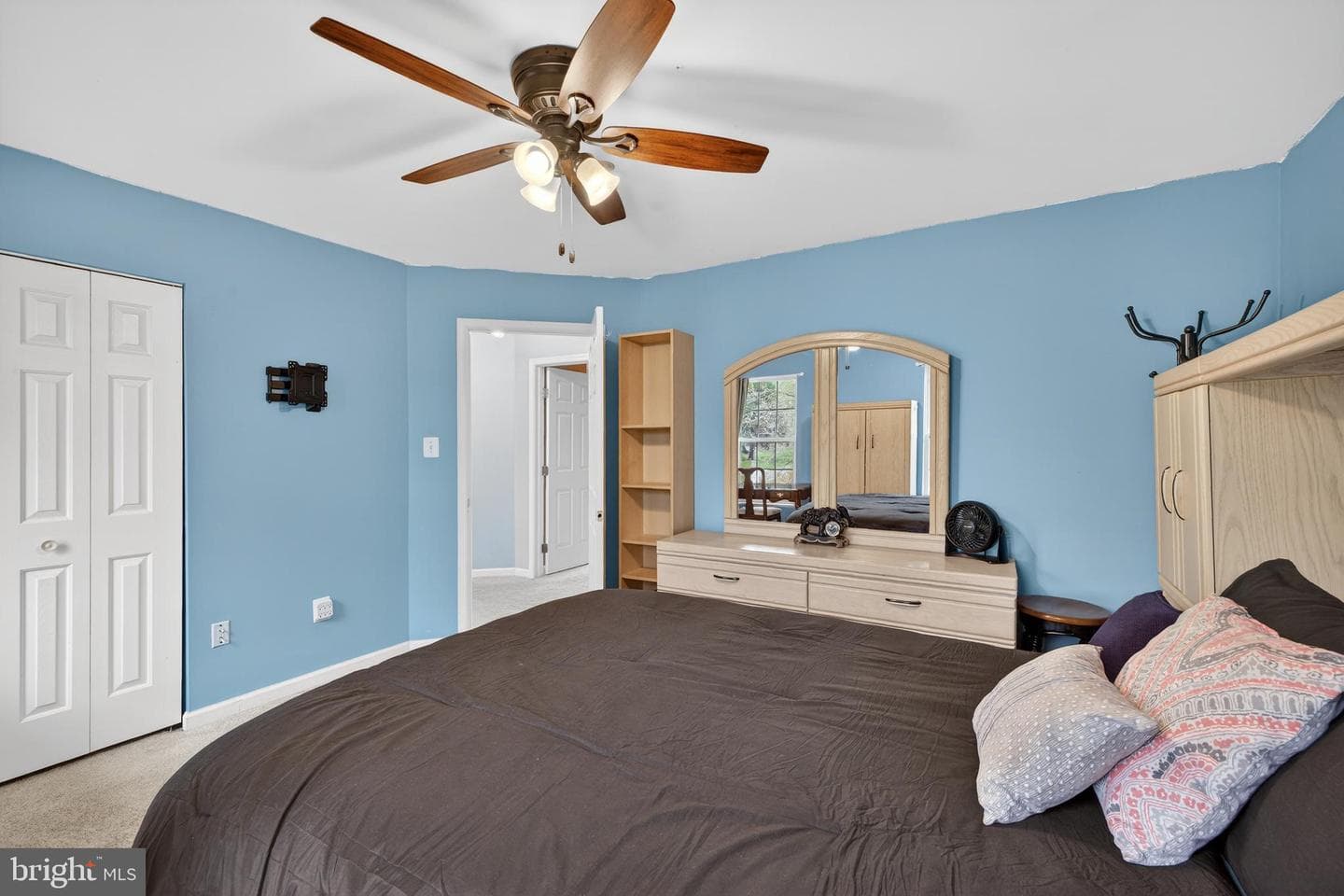 1115 Danbury Drive photo 40