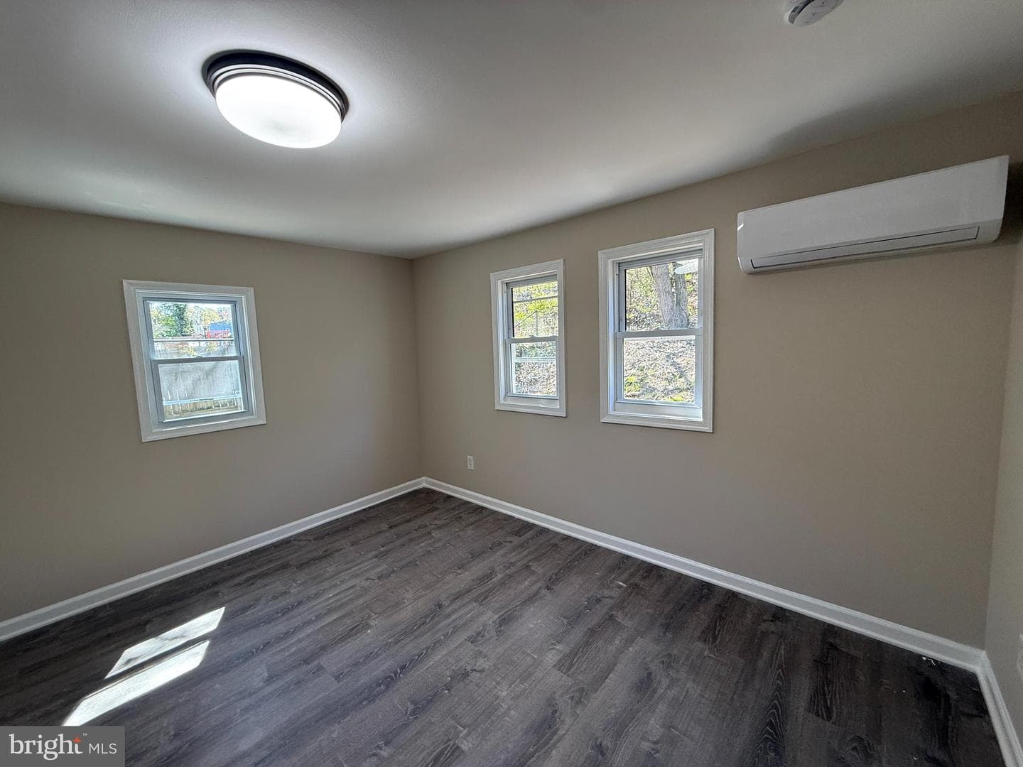 6809 Greenvale Parkway photo 21