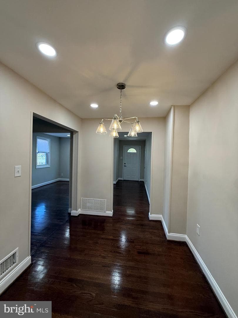 6809 Greenvale Parkway photo 29