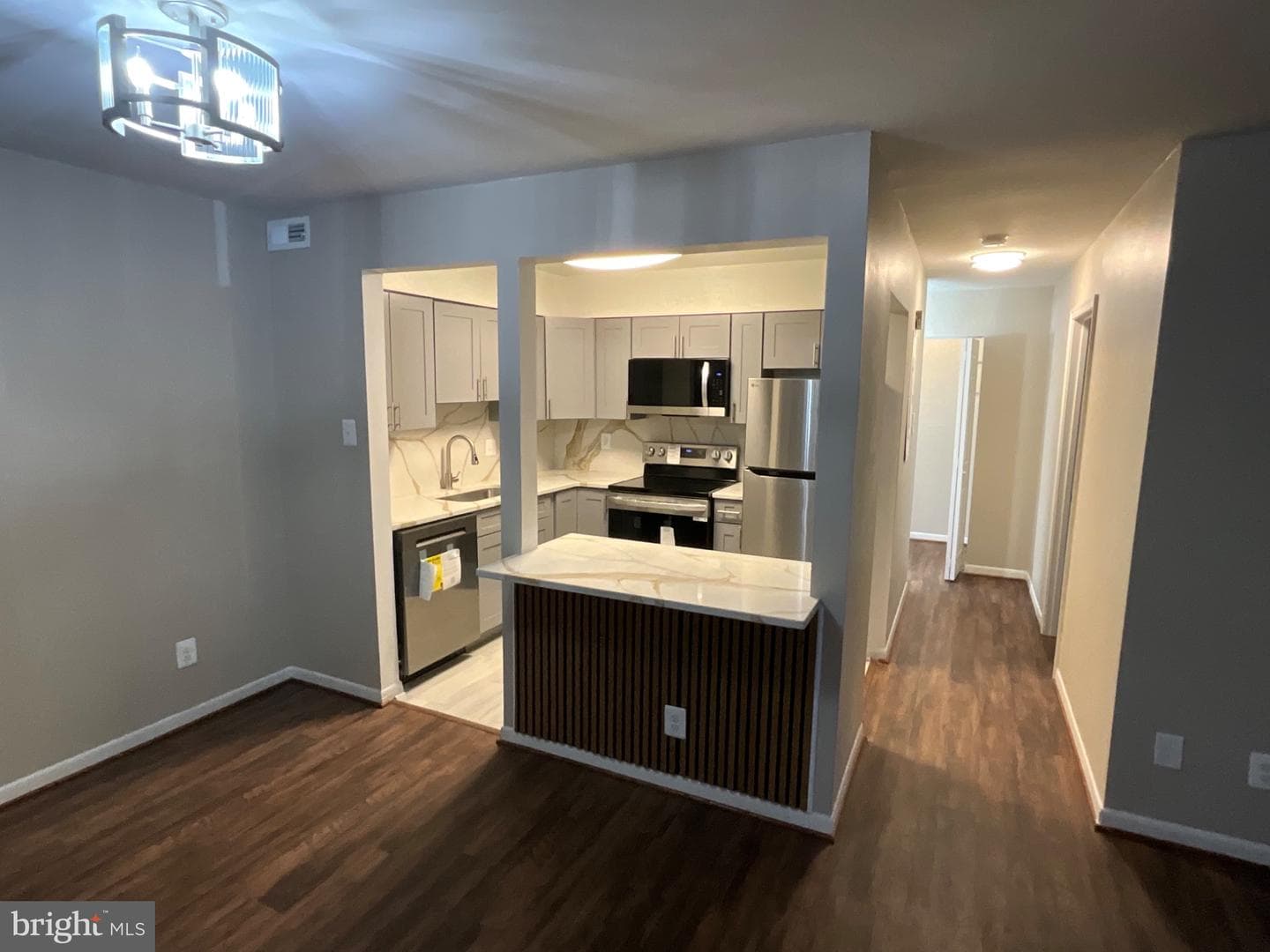 10117 Prince Place #102-2b photo 4