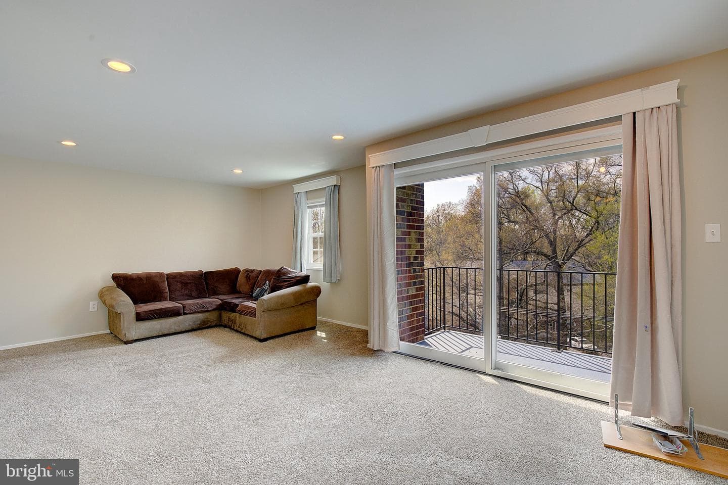 4407 Romlon Street #303 photo 9