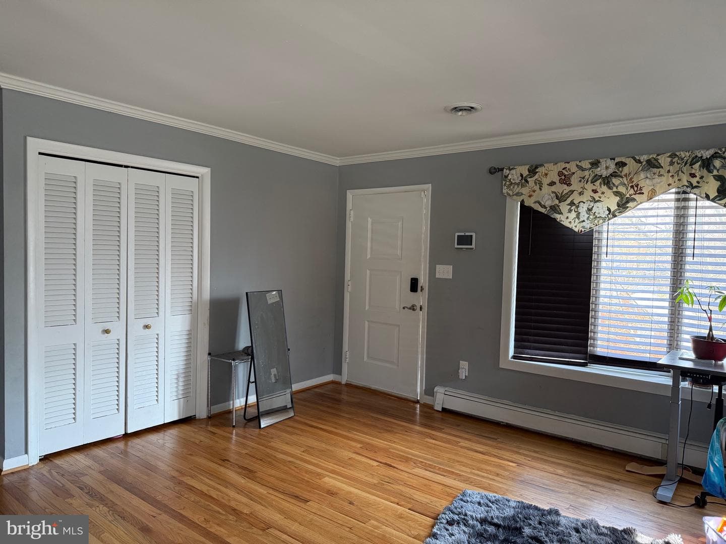 3515 27th Avenue photo 2