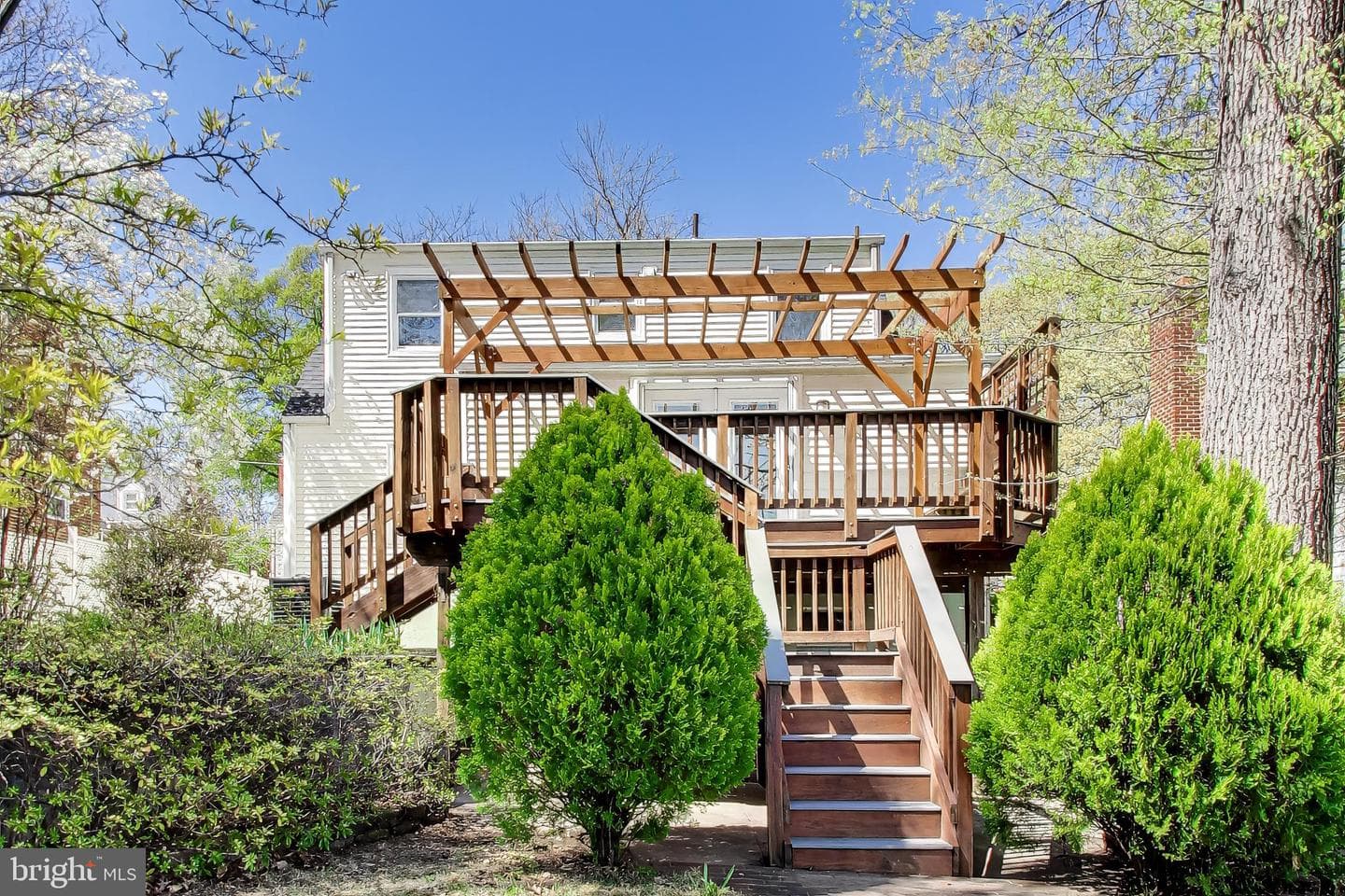 5823 Dewey Street photo 37
