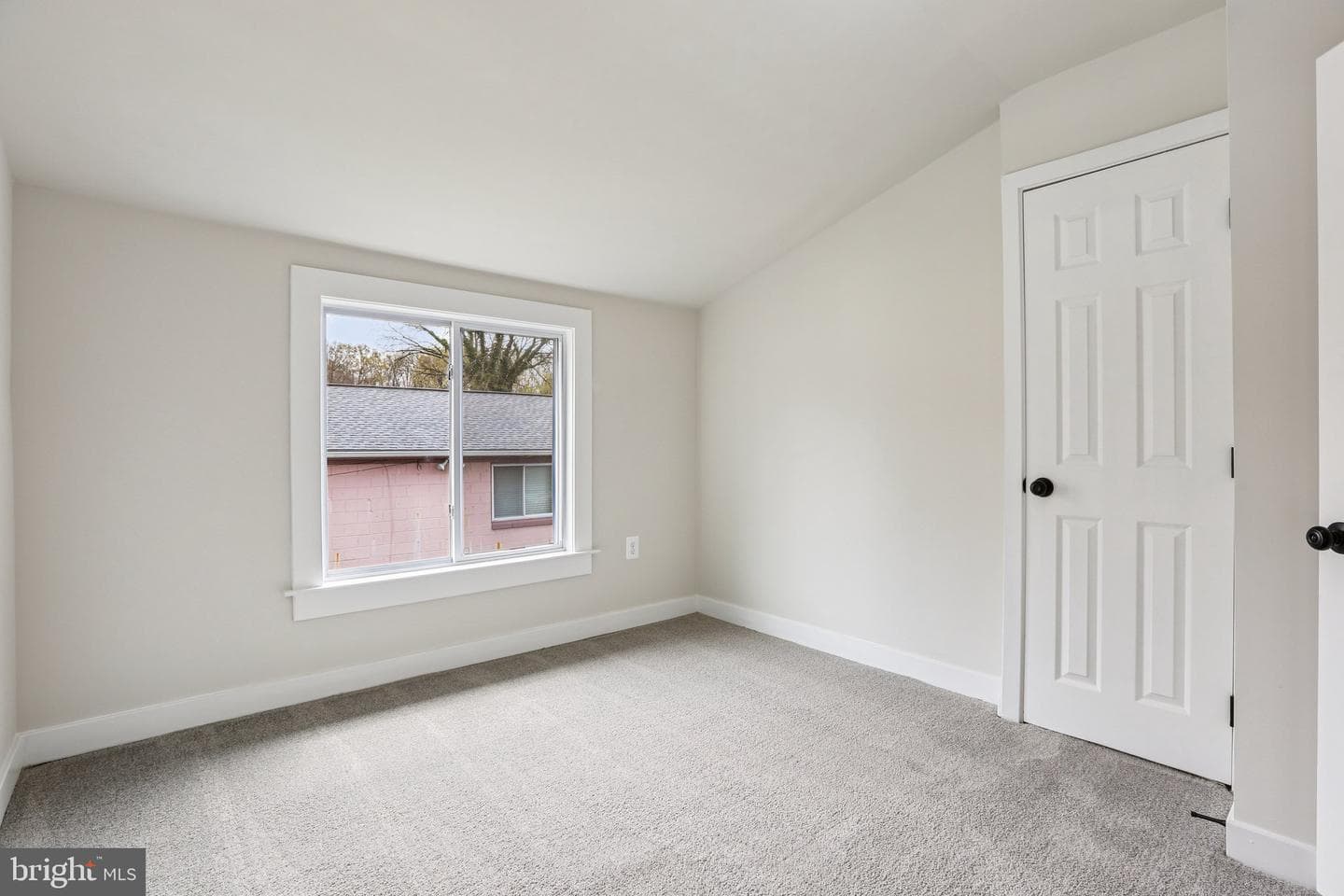 516 68th Street photo 33