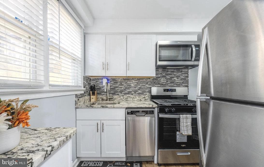 4003 25th Avenue photo 8