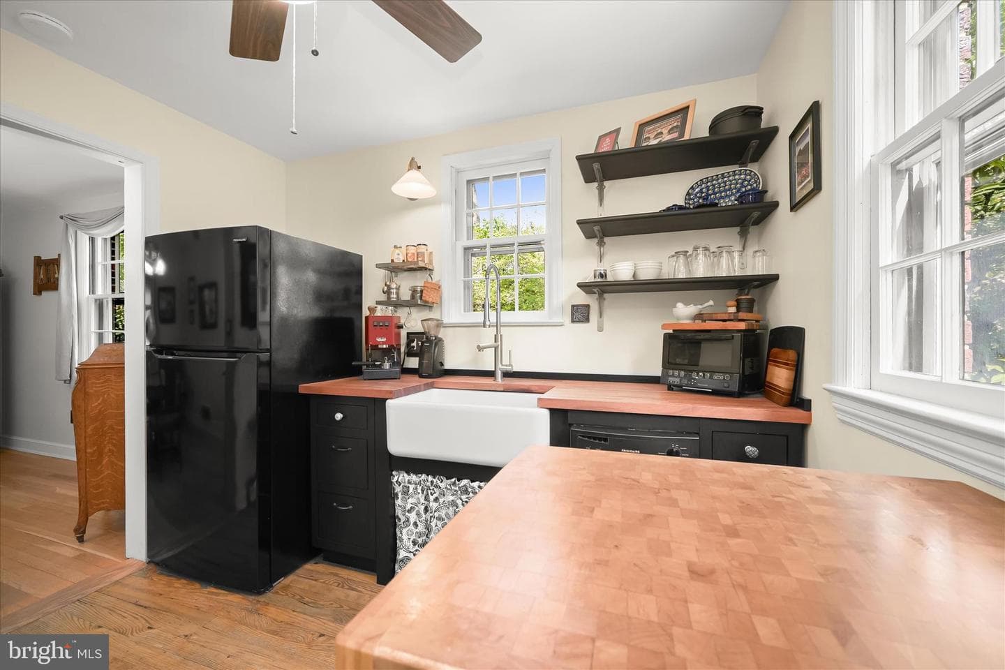4014 Tennyson Road photo 13