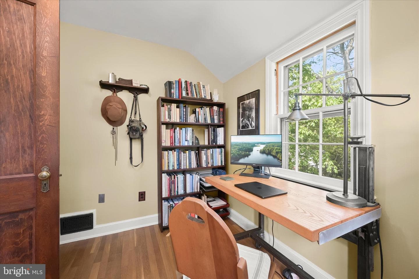 4014 Tennyson Road photo 21