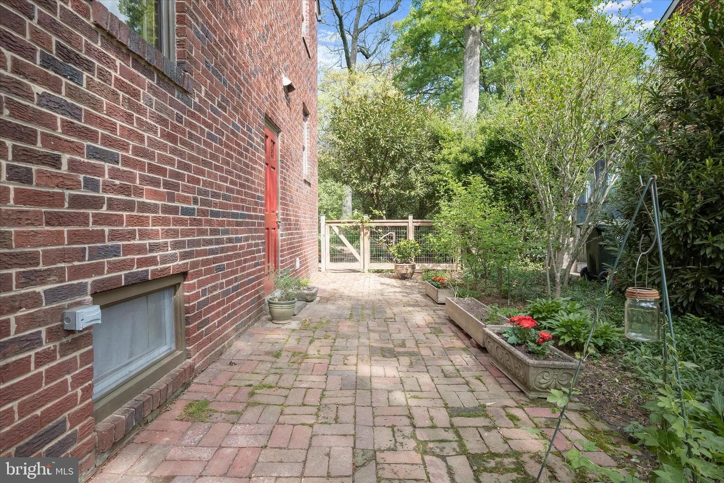 4014 Tennyson Road photo 29