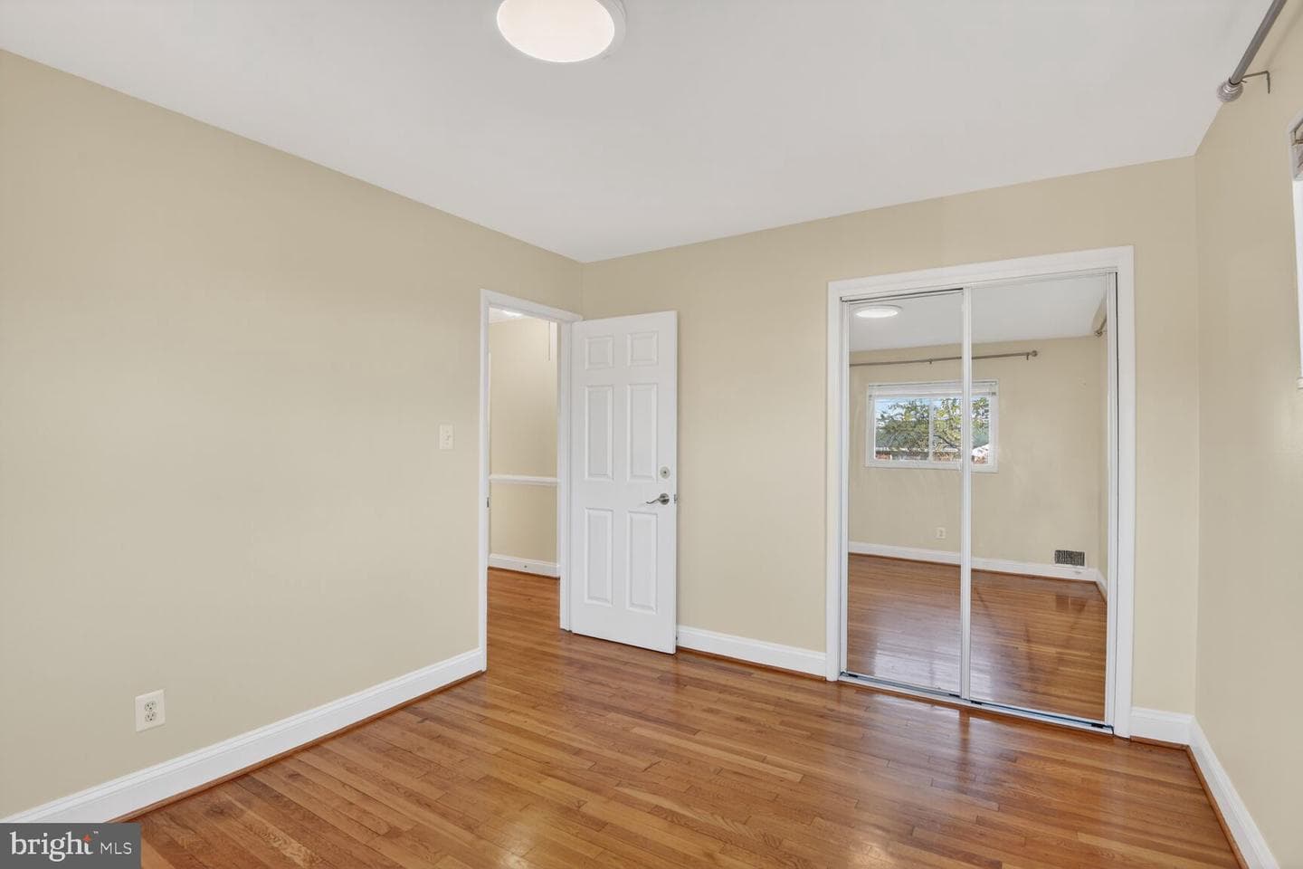 2308 Senator Avenue photo 11