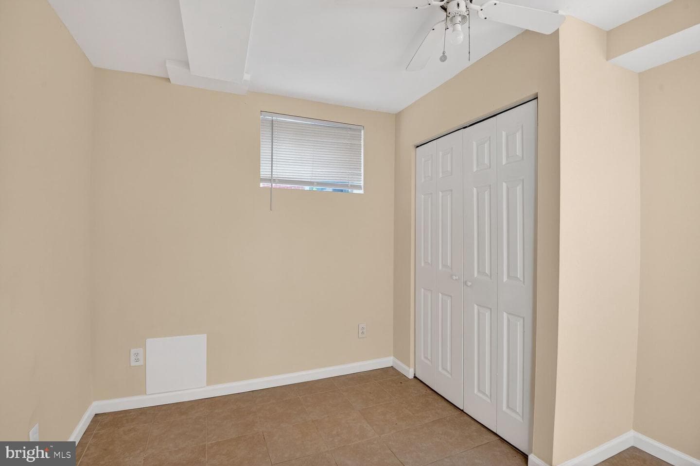 2308 Senator Avenue photo 16