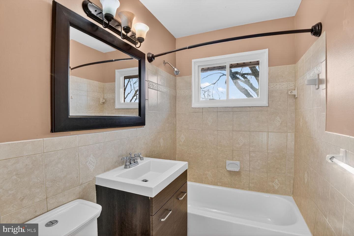 2308 Senator Avenue photo 8