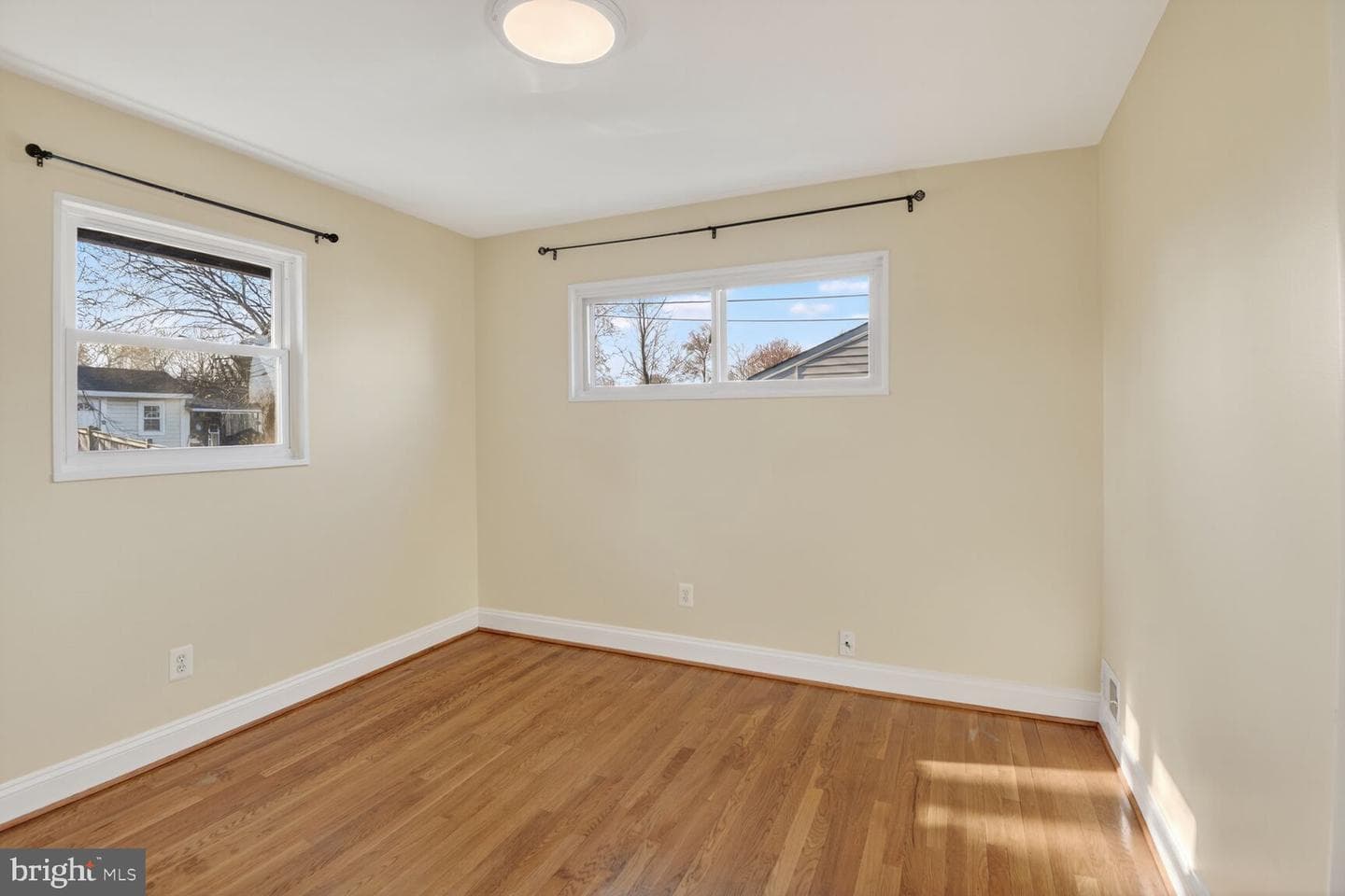 2308 Senator Avenue photo 9