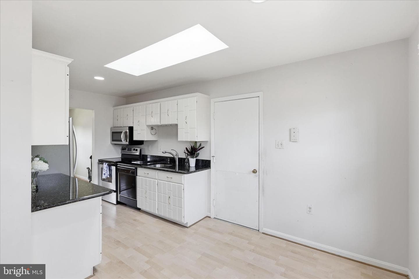 2703 Lackawanna Place photo 7