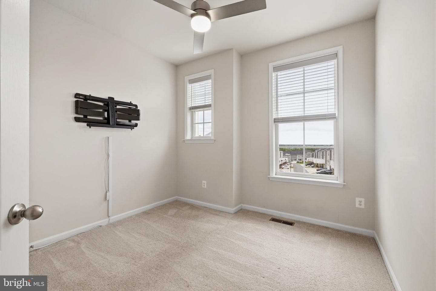 1076 Overlook Way photo 25