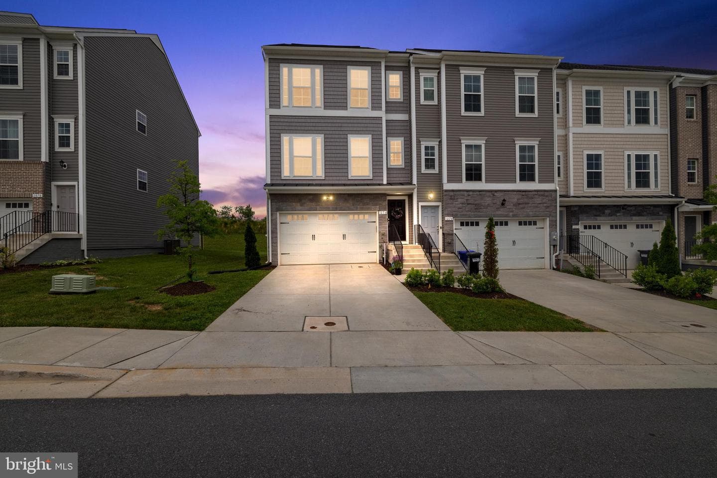 1076 Overlook Way photo 4