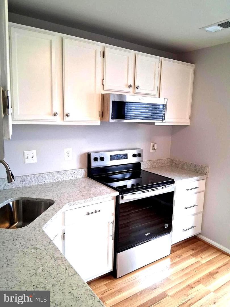 121 Firethorn Court #11-5 photo 10