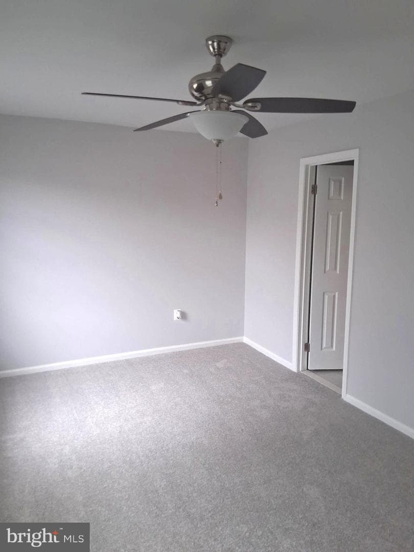 121 Firethorn Court #11-5 photo 22