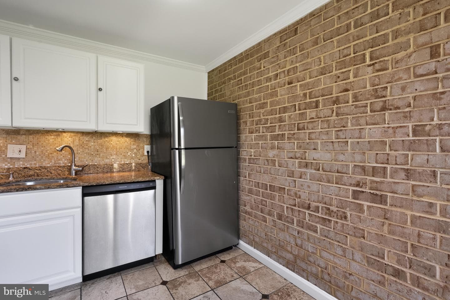 3348 Huntley Square Drive #b photo 17
