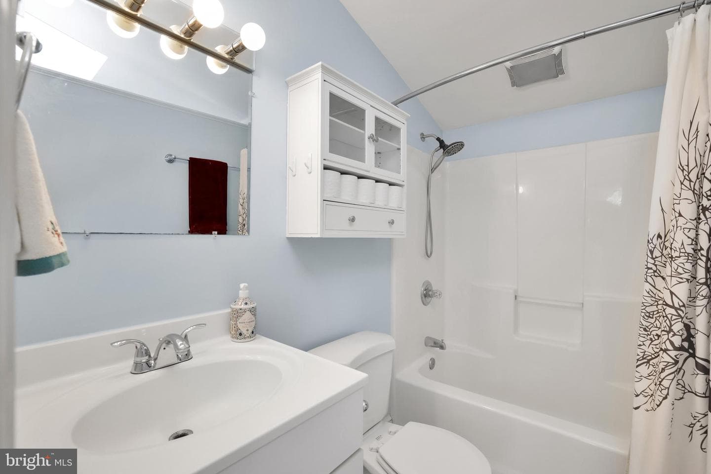 5807 Carlyle photo 12