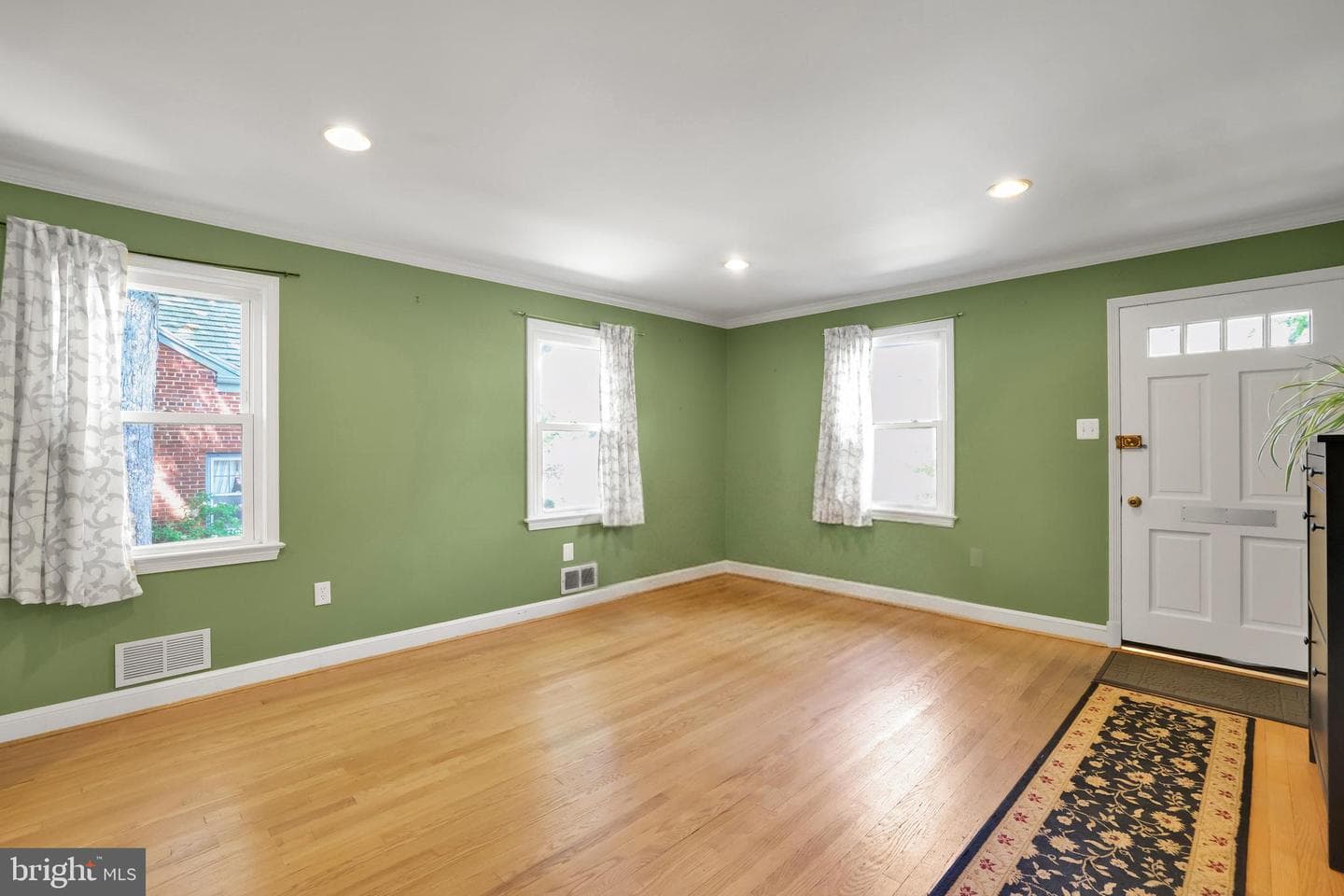 5807 Carlyle photo 23