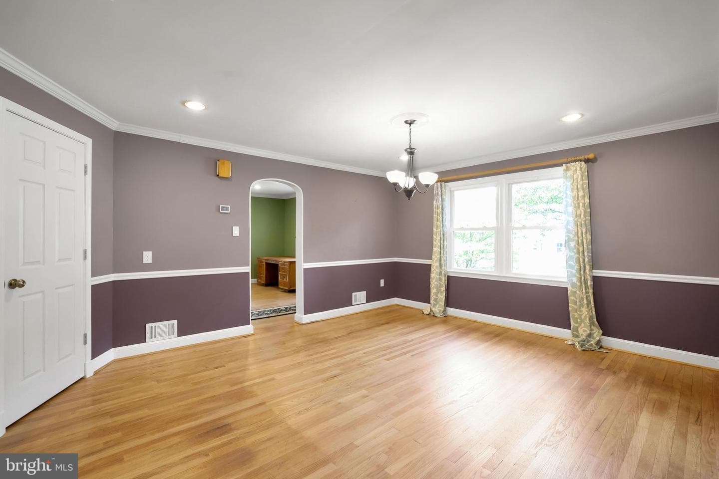 5807 Carlyle photo 26