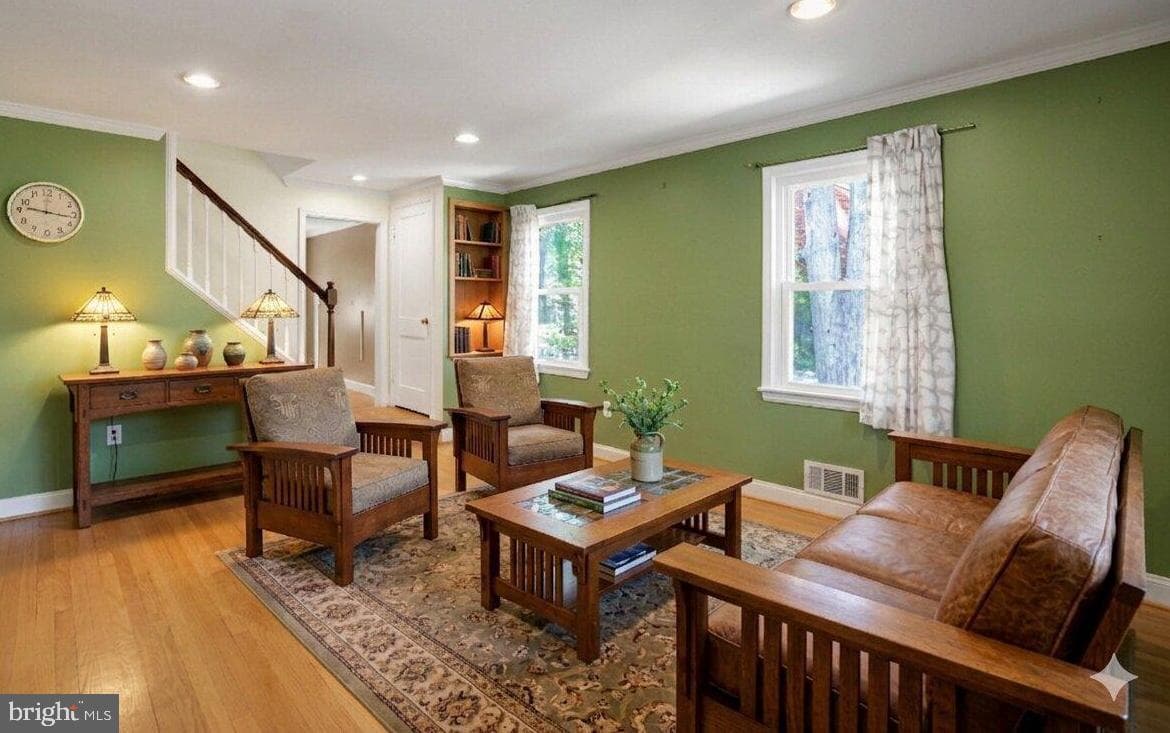 5807 Carlyle photo 3