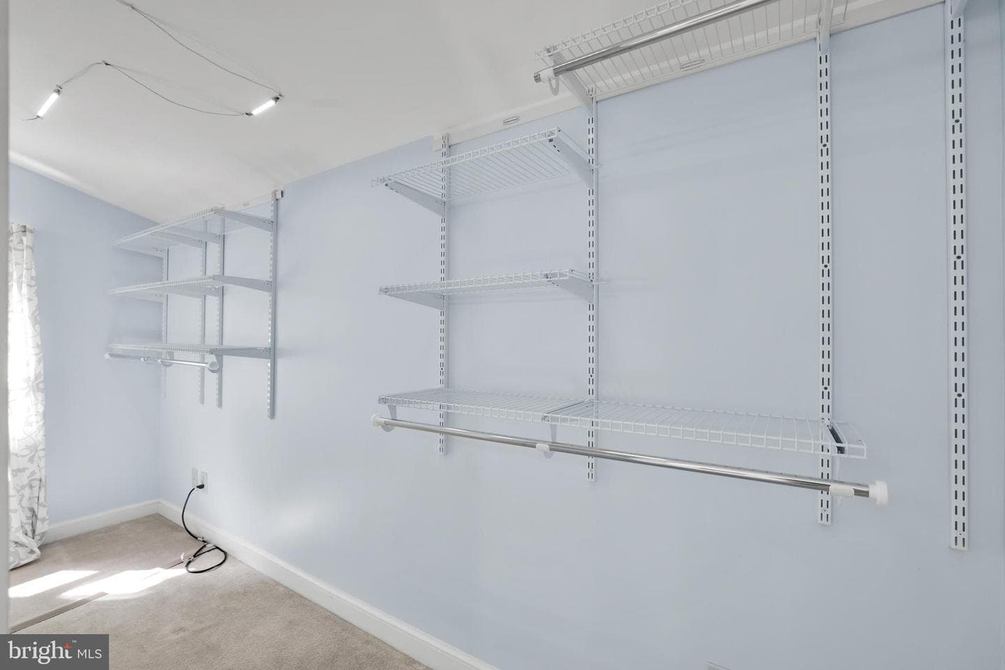 5807 Carlyle photo 52