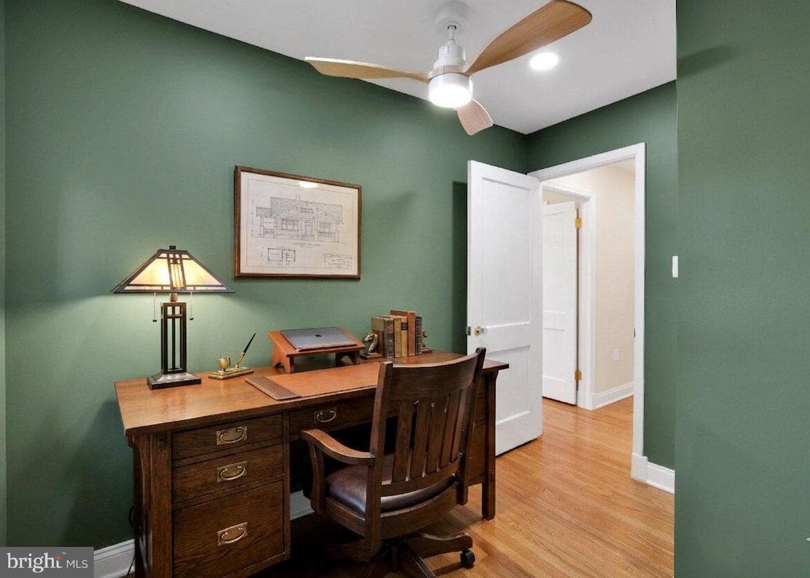 5807 Carlyle photo 9