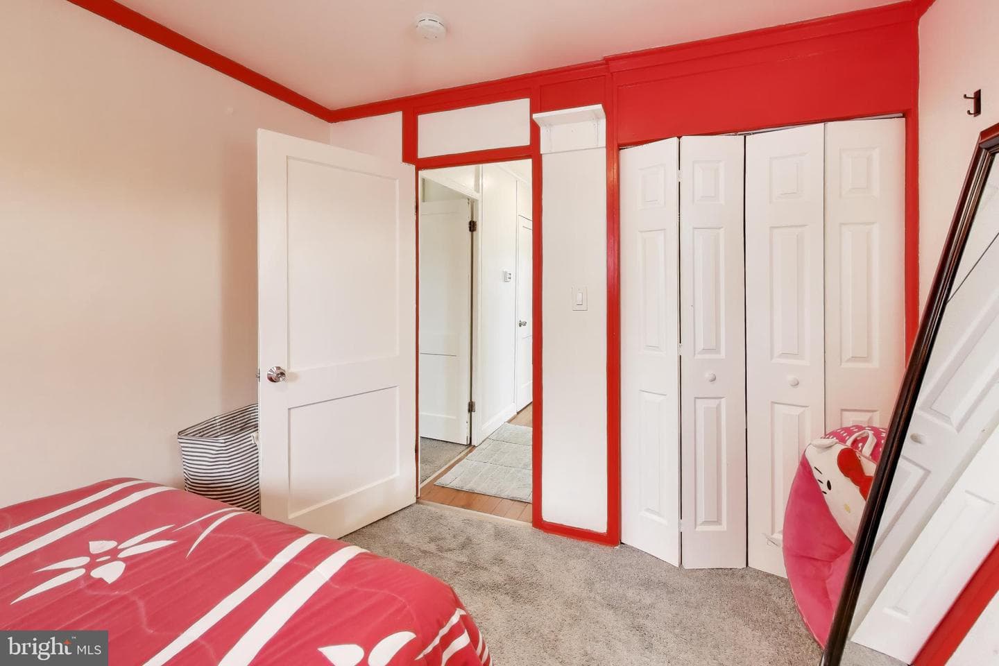 1028 Ward Street photo 17
