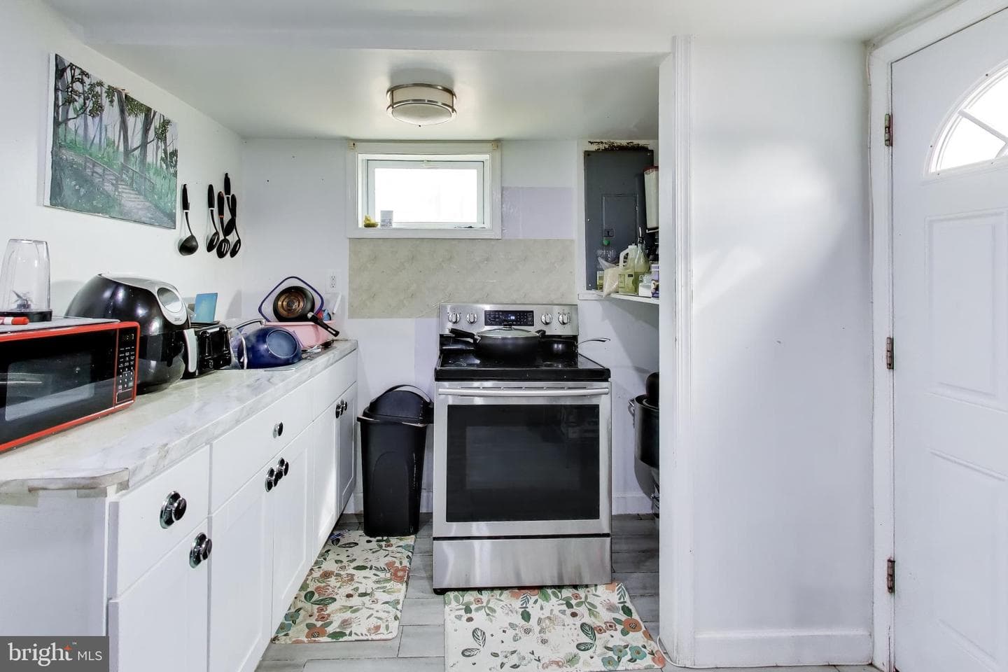 1028 Ward Street photo 24