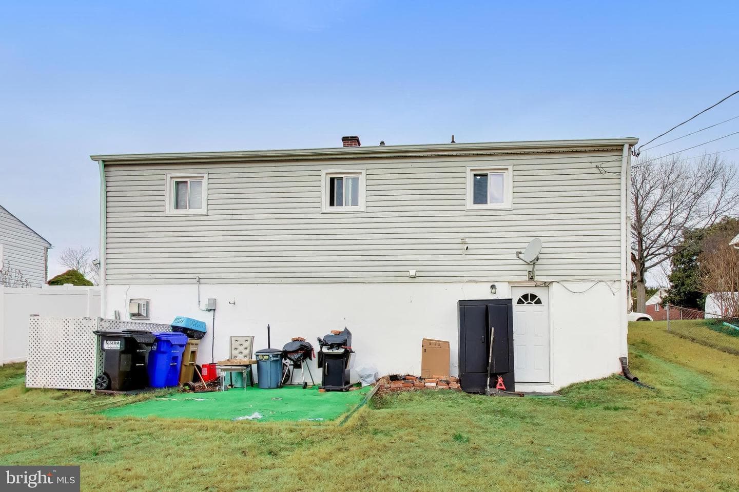1028 Ward Street photo 33